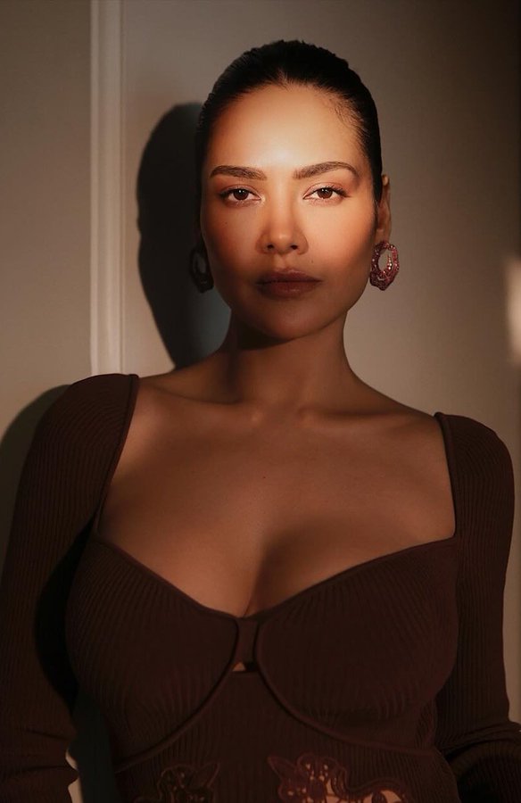 GLv_FqQXQAEv1T1?format=jpg&name=900x900