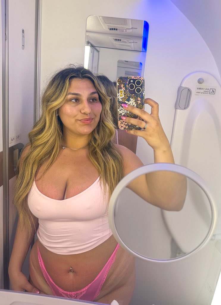 Would you meet me in the airplane bathroom? 😽✌️