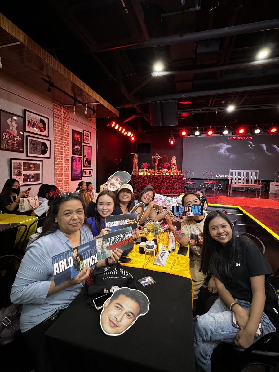 yieeee! so happy to see @KJArchersOFC and @KRBendOvers in one table! love love love for  @imkrisshav  and @ponce_jerome 

#SemBreak | #SemBreakMediaCon
#MayKasamaKaDito | #VivaOne
#BidaKaDito | #StudioViva