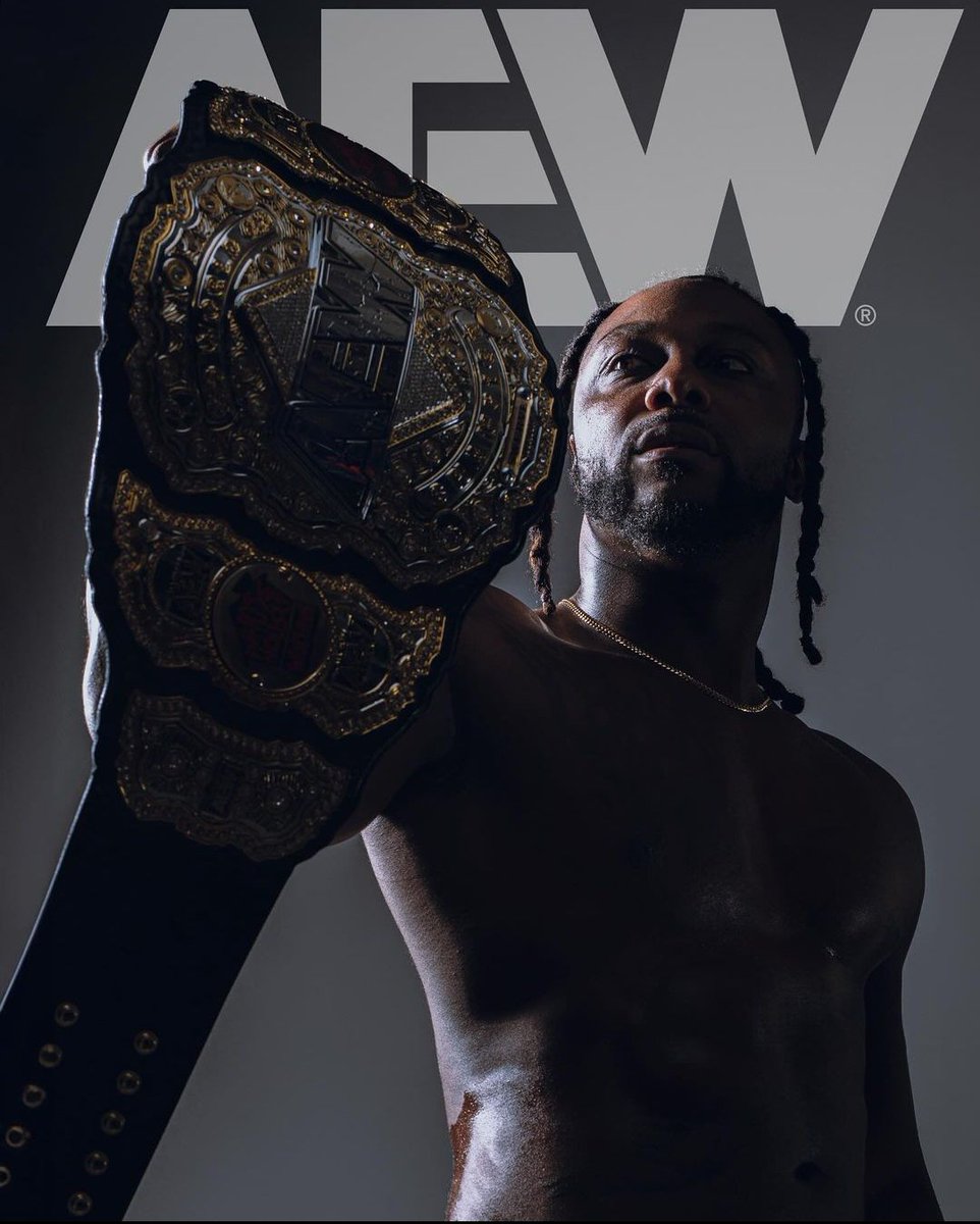 TheDrainmaker's tweet photo. 2 years ago, this man was fired from his job which motivated him to reinvent himself, eventually turning into one of the biggest stars in wrestling today as well as a crossover name in other genres. Living proof that hard work indeed pays off.

WHOSE HOUSE... you damn well know it now.