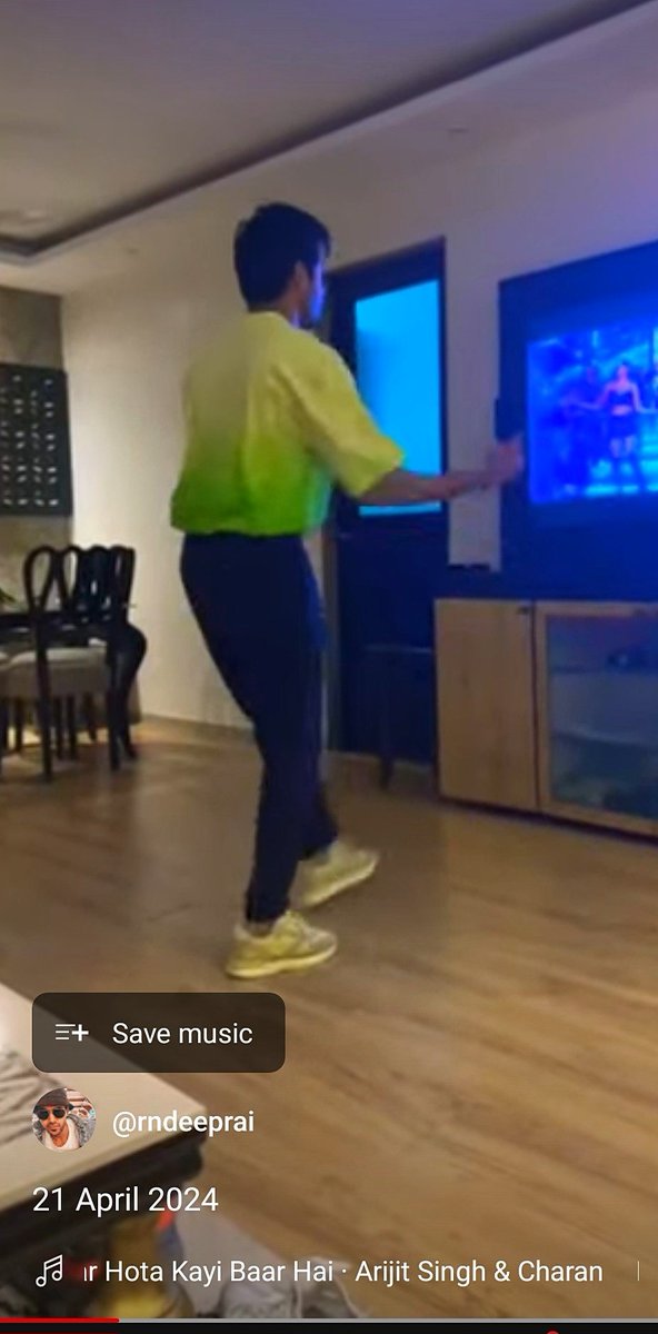 It's just so good to see Randeep smiling, laughing, dancing...even if it's an old video 😃🤌🏼🧿
We want to see you happy Mr.Rai❤️ <a href="/rndeeprai/">Rndeep Rai</a> 
#RandeepRai