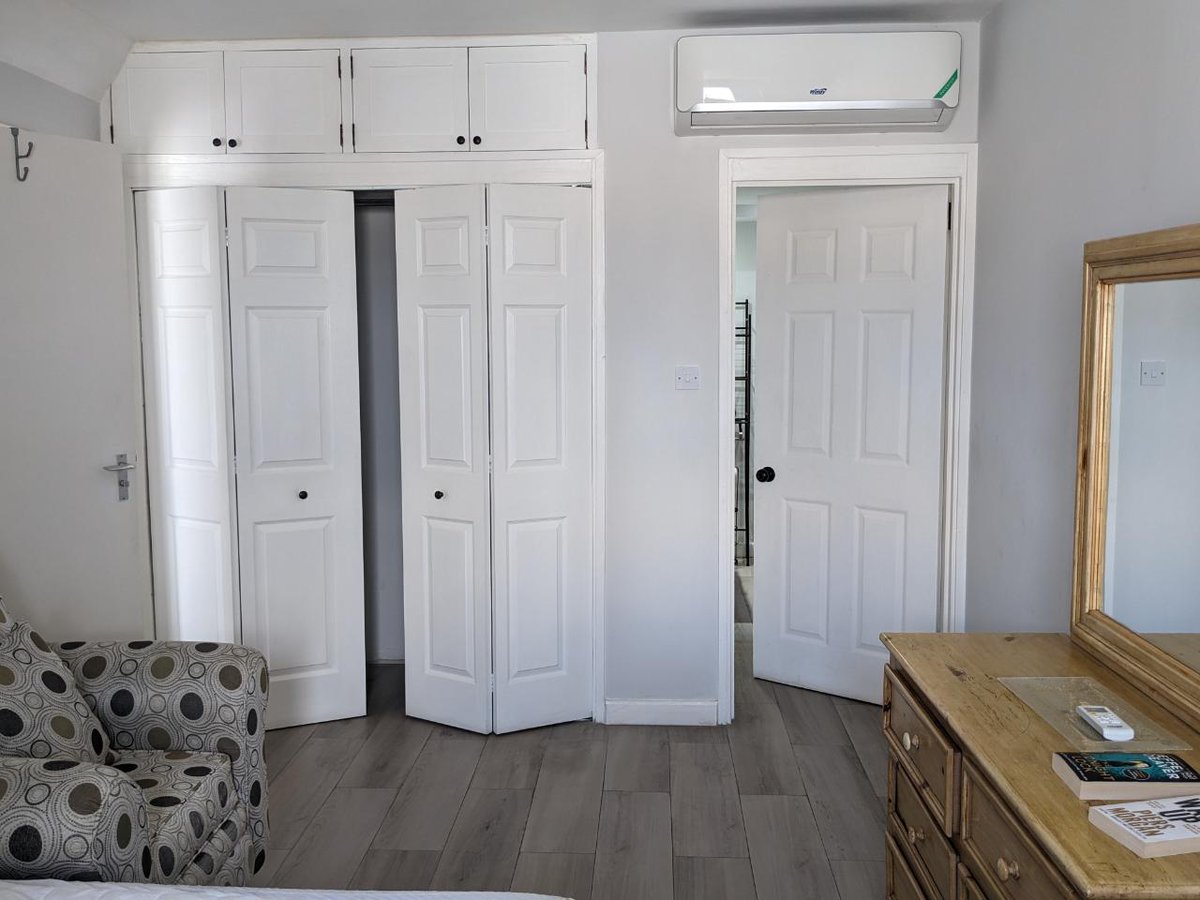 guruintraining_'s tweet photo. Property #55: #PropertySundays

Ocean Boulevard, Kingston
J$27 million
Est mortgage: $178,000 per month

1 bedroom 1 bathroom
760 sq ft

#SimonSaysRealEstate https://t.co/yY62QmLdY3