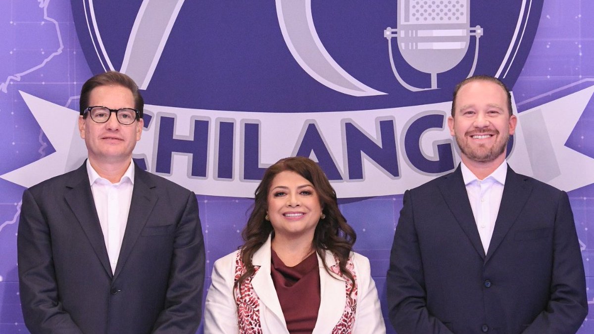 🗳️📌#DebateChilango - Clara Brugada: Vacilante, nerviosa y poco tajante en los ataques. Se le acabó el tiempo en un par de ocasiones. Notoriamente molesta en las alusiones. - Santiago Taboada: Contundente y versátil en los ataques, sus expresiones mostraban confianza. Se le…