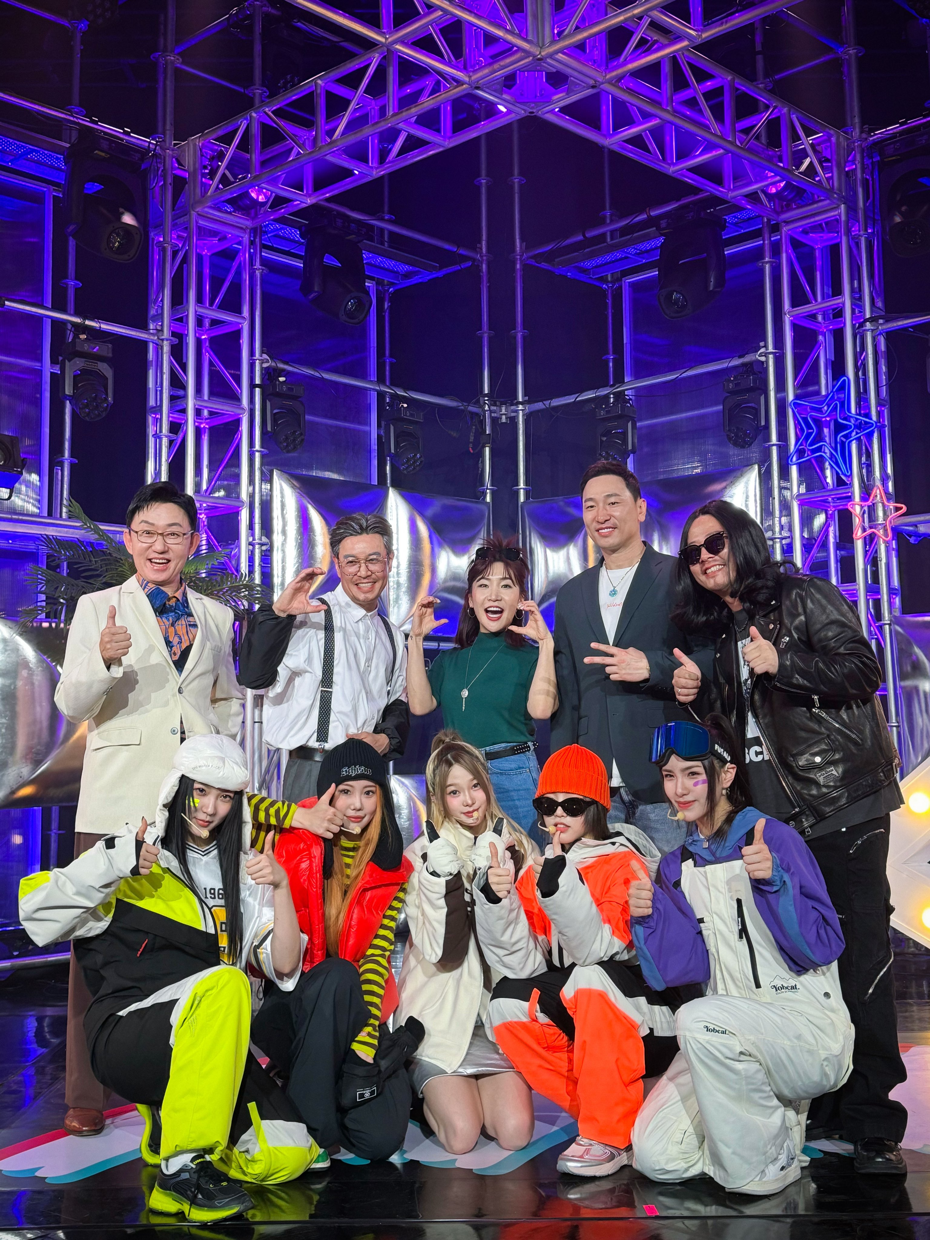 GLveshlaMAATPh7?format=jpg&name=4096x4096