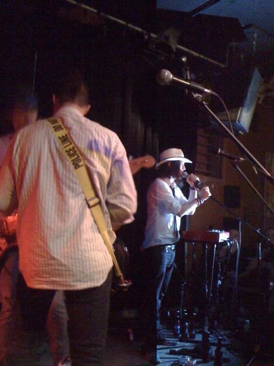 edieeverson's tweet photo. @JacksonRathbone hi! Facebook memories reminded me of this 100 Monkeys show in Memphis, TN at the HiTone April of 2010 😳 most of the photos are blurry but some turned out great. Anyway, it was a great show! https://t.co/tMVv03ETlD