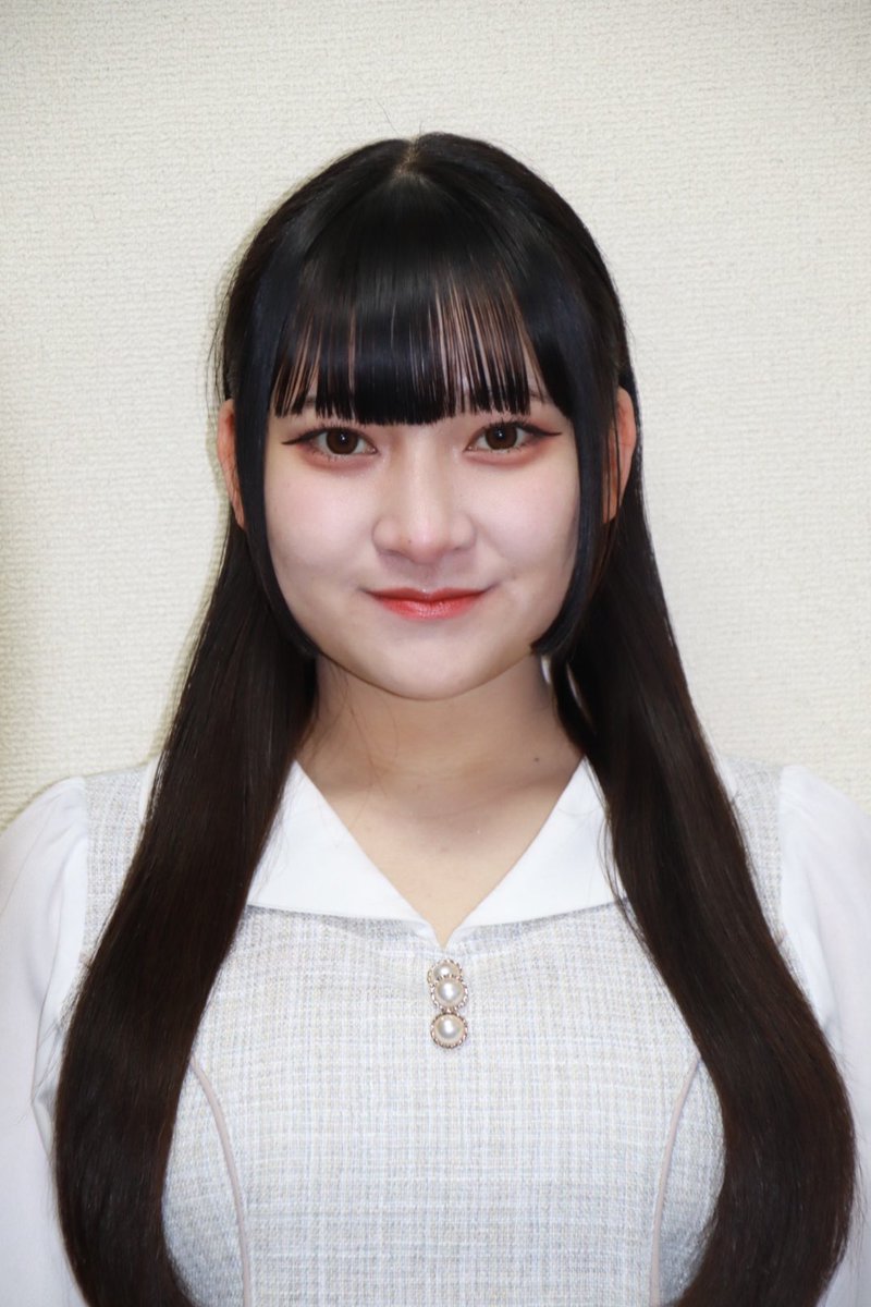 ny6n_usa's tweet photo. はじめまして❕
この度、『TIF de Debut2024 supported by 電音部』の3次審査に参加させていただくことになりました。よろしくお願いします🐰
名前：宇佐美 亜姫子(うさみ あきこ)
身長：１４９ｃｍ
誕生日：6月6日 ふたご座
特技：巫女舞・お箏
 #TIFdeDebut2024   #電音部 https://t.co/RqspUmwtgn
