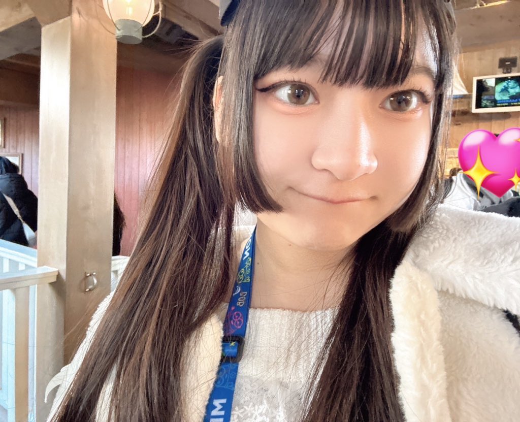 ny6n_usa's tweet photo. はじめまして❕
この度、『TIF de Debut2024 supported by 電音部』の3次審査に参加させていただくことになりました。よろしくお願いします🐰
名前：宇佐美 亜姫子(うさみ あきこ)
身長：１４９ｃｍ
誕生日：6月6日 ふたご座
特技：巫女舞・お箏
 #TIFdeDebut2024   #電音部 https://t.co/RqspUmwtgn