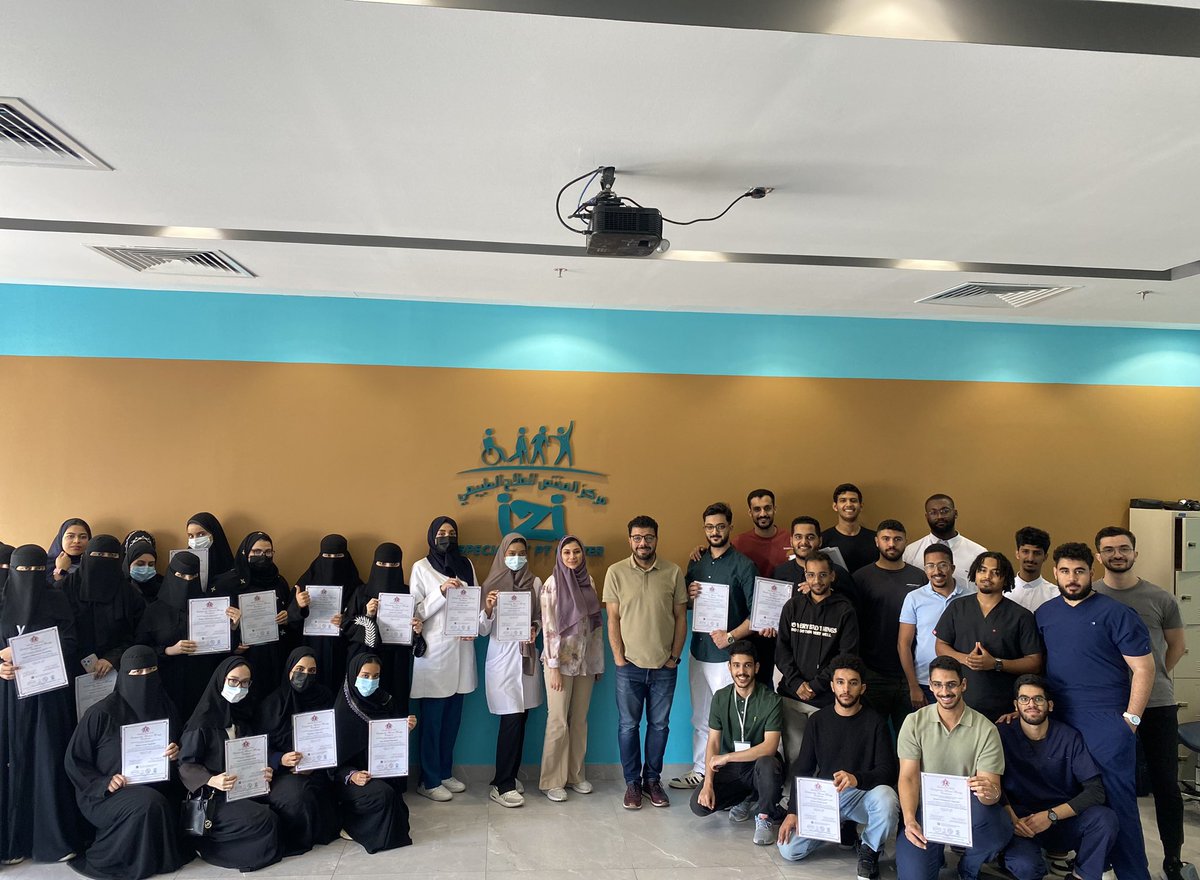 PT_ren's tweet photo. سعدت اليوم بإتمام كورس 

✨Orthopaedic manual therapy certification

 شكرًا دكتور محمود سعد و دكتورة فاطمة البكري على إثراءهم لنا بالمعلومات القيّمة والإجابة على تساؤلات الحضور 
@PRIMEPHYSIOUK 
@MSaad_Physio 

شكرًا لمنظمين الدورة @IziSpecialist 
على التنظيم الرائع https://t.co/zhl913Bg78