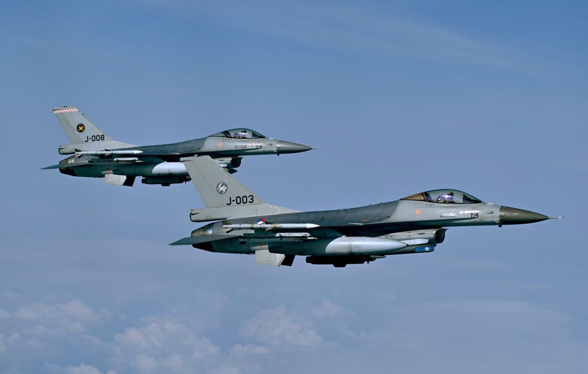 🇩🇰#Denmark will send #Ukraine all the #F16 fighter jets that were previously agreed upon by the leaders of the two countries, Danish Ambassador to Ukraine Ole Egberg Mikkelsen said during the national telethon. 📷: AFP