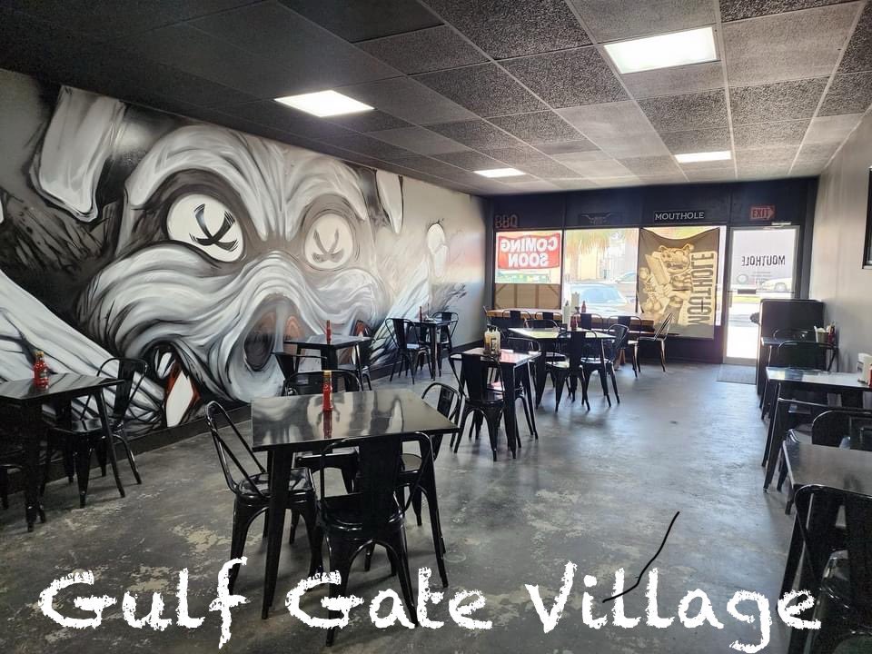 💥 OPEN 🍔
We are finally ready at our new location 2637 Mall Dr.
Tue - Sat = Mouthole Smashburgers Menu
Lunch 12-3pm 
Dinner 5-8pm

Fri - Sat = Mouthole BBQ Menu 
Lunch 12-3pm 
Dinner 5-8pm 

Sat = RIB DAY
St Louis Ribs available at 5pm 
(Pre ordering is highly recommended)