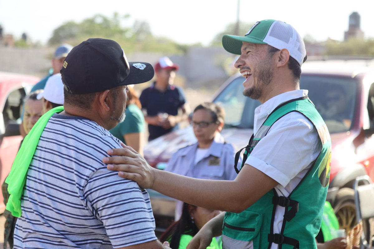 JrLozanor's tweet photo. El D08 está en las mejores manos con @Sandra12Amaya . Sin duda una mujer preparada y con experiencia para llevar los anhelos del pueblo al Congreso del Estado.

La transf♻️rmación de Victoria ya nadie la detiene. https://t.co/elBryT5dsR