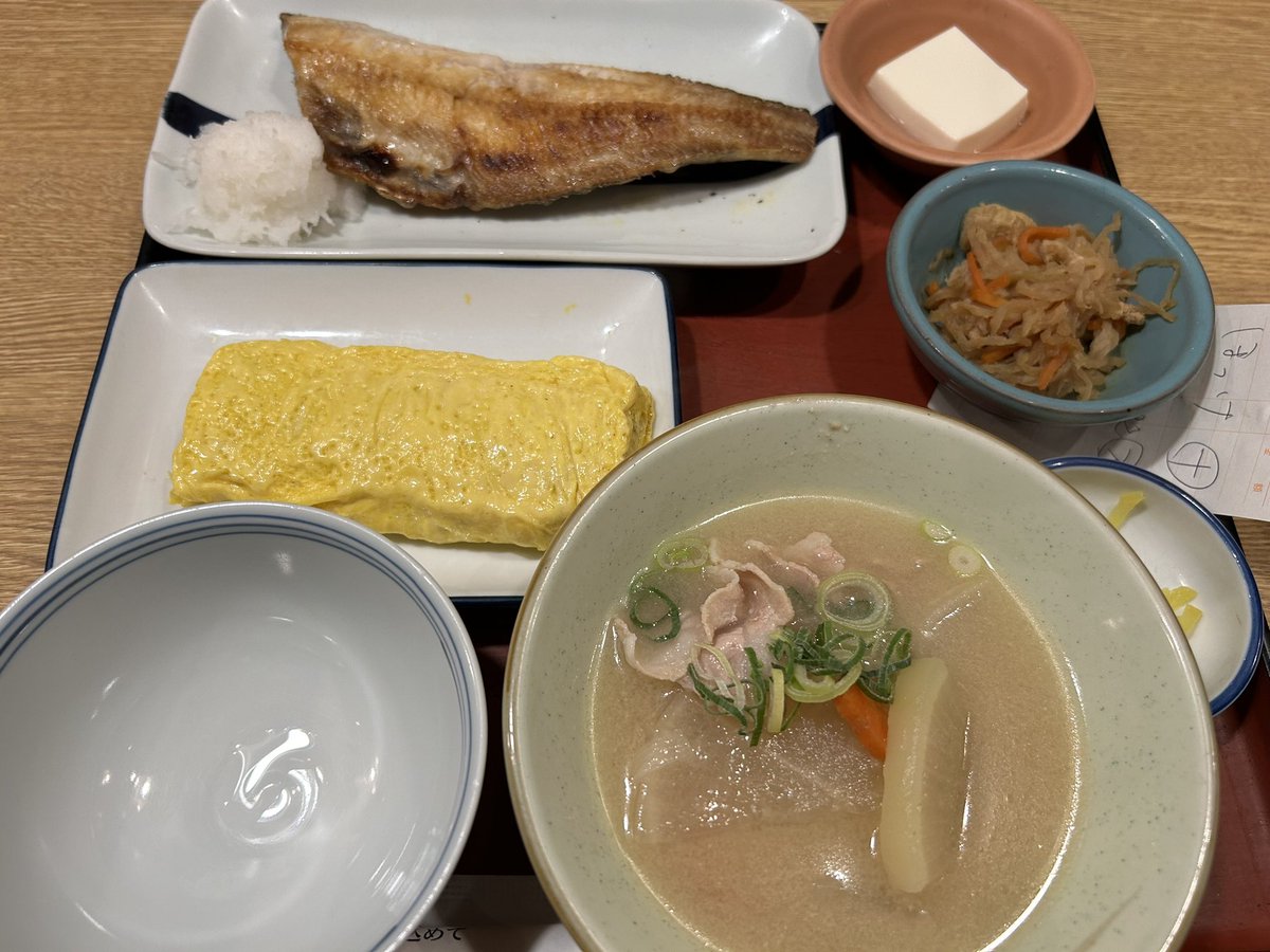 ホッケに卵焼きめちゃ美味かったー😋