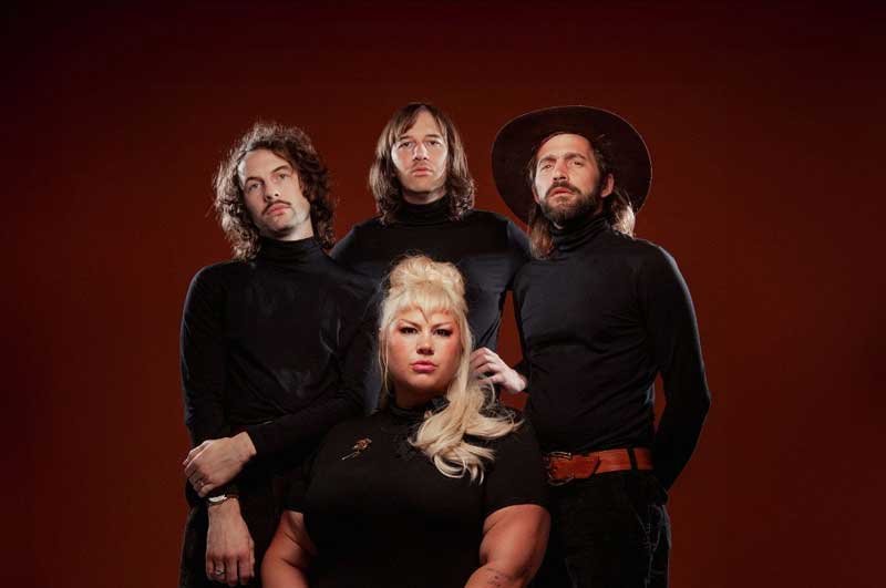 Vote for @shanandtheclams' Big Wheel as your Track Of The Week: loudersound.com/features/track…