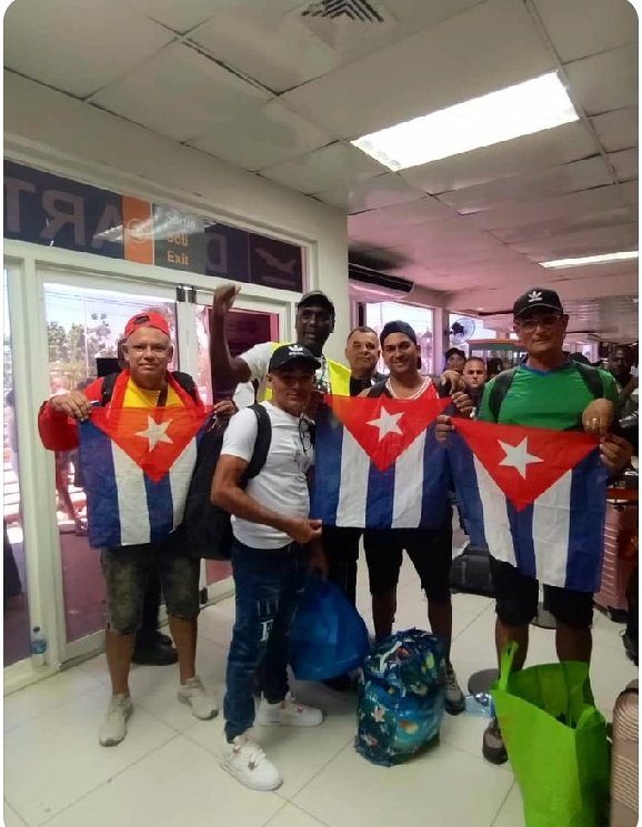 Con Éxitos ,Concluyo el traslado Vía Aérea de Ciudadanos Cubanos que se encontraban Varados en el País de Haiti #CubaPorSusHijos #CubaPorSuPueblo
