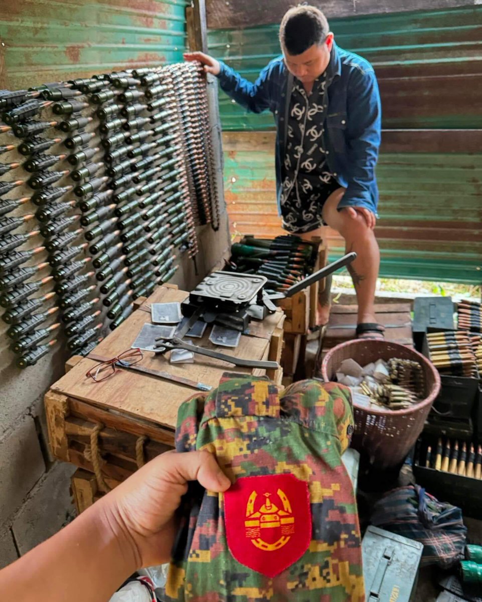 IrrawaddyNews's tweet photo. Resistance group Cobra Column said it intercepted a junta military column in the Dawna mountain range on Sunday, damaging a vehicle and seizing ammunition. The junta troops were heading to Myawaddy, which was seized by Karen resistance forces this month. #WhatsHappeningInMyanmar https://t.co/135PKY2GRp