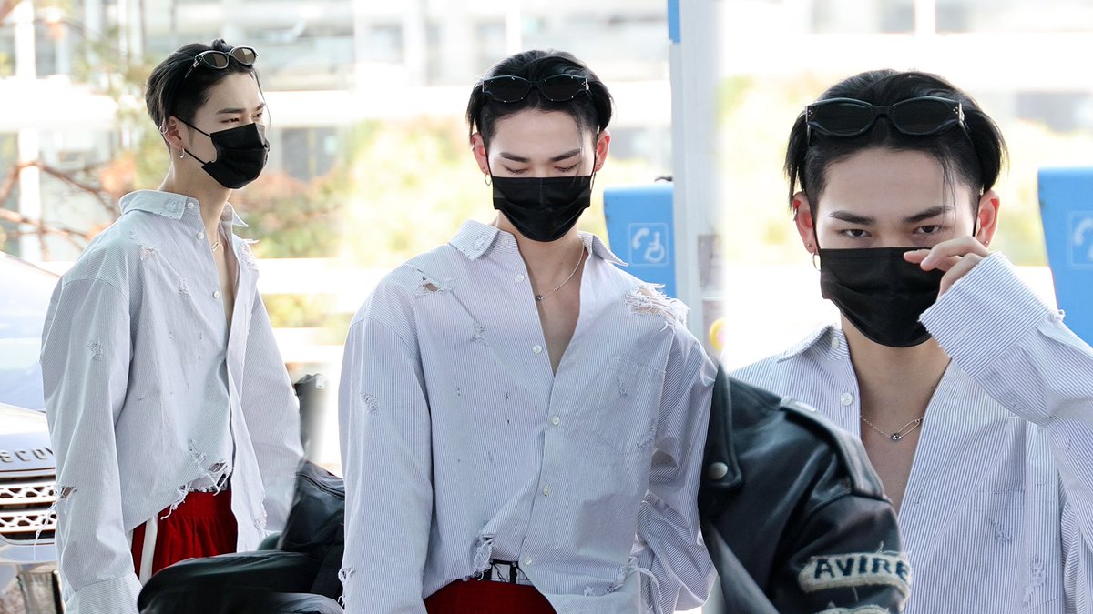 this entire look is everything #NI_KI #니키