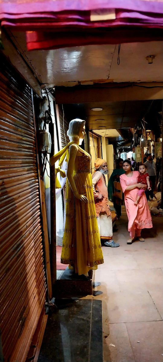 A monk in Varanasi, India. #candidates2024 #Varanasi #MondayMorning #monk #oldmonk