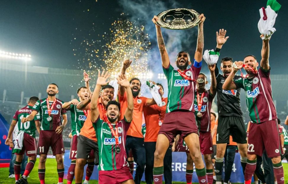G007Hemang's tweet photo. From the League Shield Winners to the Semi-Finals, our journey has been nothing short of spectacular, Let's go for a double this year 🔥
#JoyMohunBagan https://t.co/ZeS4GEEh7X