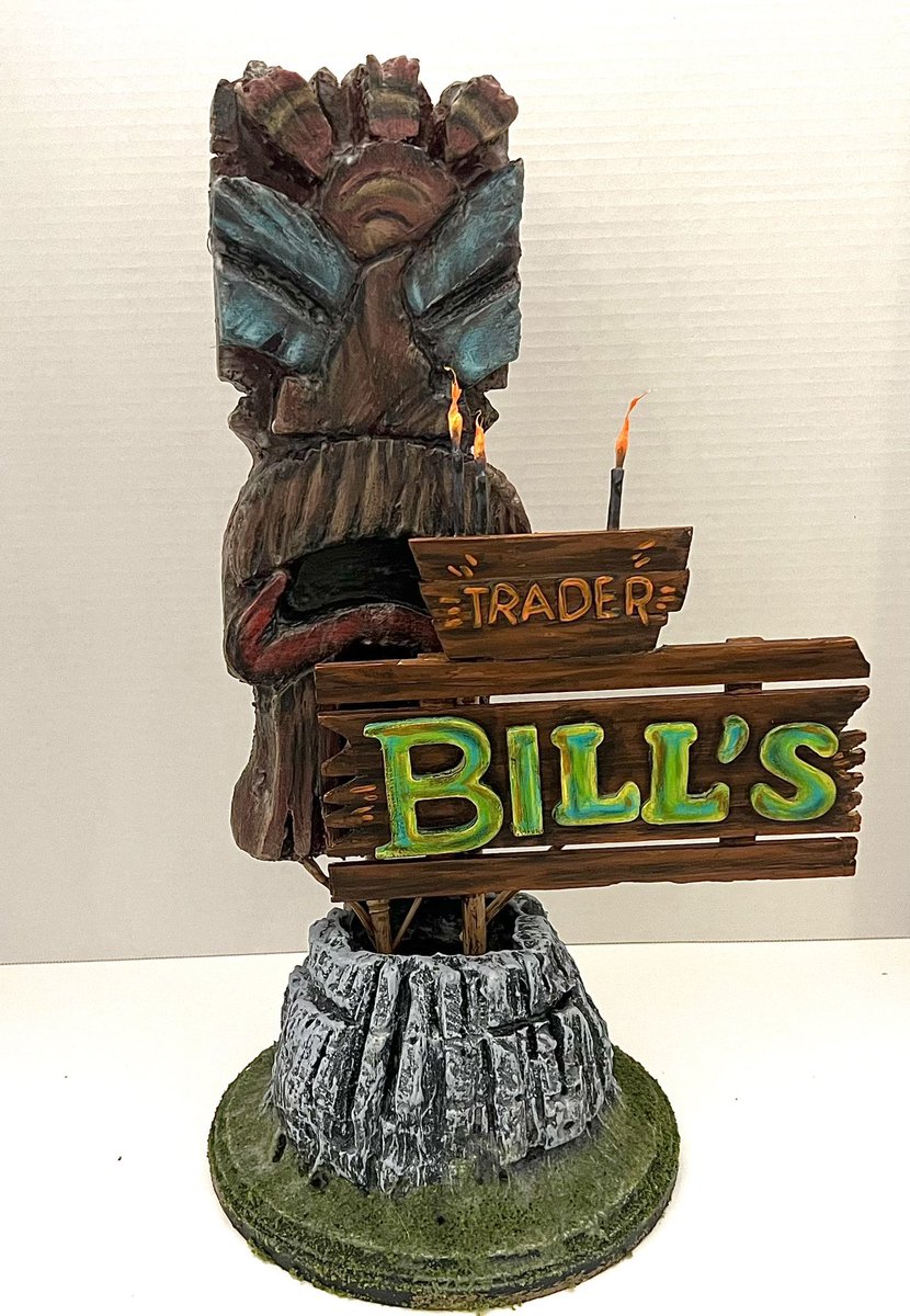 TRADER BILL’S ‘SIGN-O-RAMA’ piece by me. #tiki #tikibar #tikilife #tikilounge #tikilifestyle @claysisk @traderbillstiki