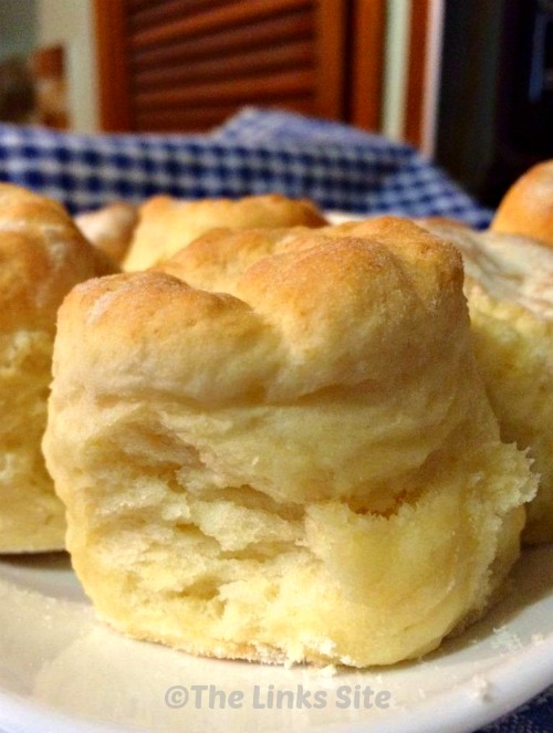 This is the most popular recipe on my blog - 3 Ingredient Scones! thelinkssite.com/quick-and-easy… #easyrecipe #recipeoftheday #scones