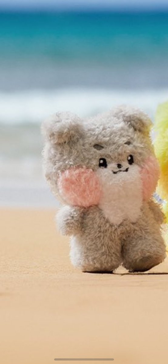 거니니 오면 내가 눈물점 찍어조야지..🥹🥹