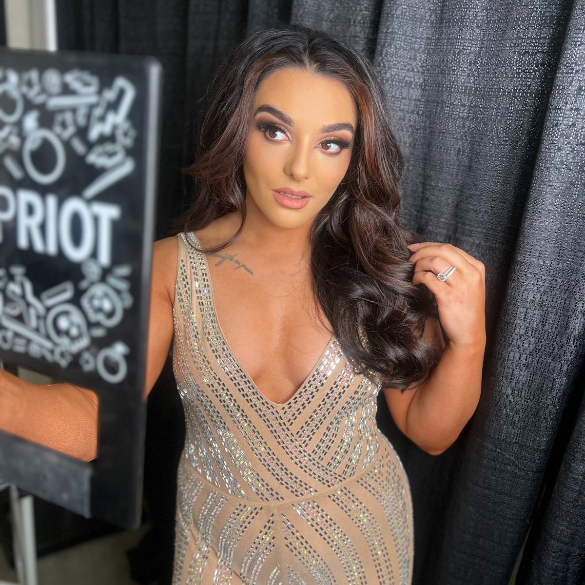 DeonnaPurrazzo's tweet photo. DYNASTY 👁️ https://t.co/1g8LyTKsRr