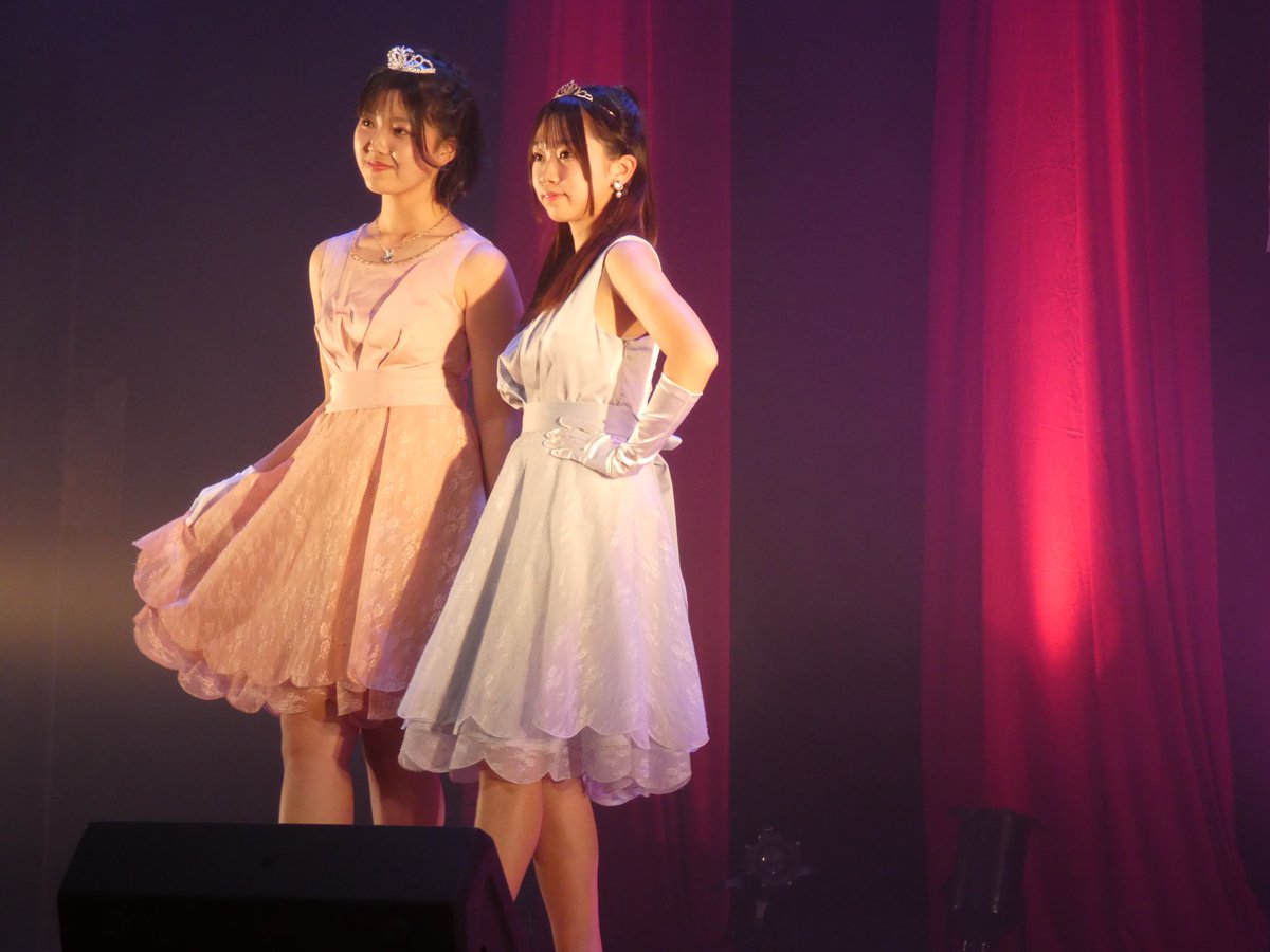 riataro03's tweet photo. レッスン始めて8ヶ月くらいかな?!
4月7日は初めての発表会でした⸜( ◍´꒳`◍ )⸝♡♡
輝いてたよ𖤐´-

#ヒーローズアカデミー #6人兄姉妹弟 #長女
#初めまして #輝 #ヒーローズアカデミー発表会 https://t.co/9tGYESKwWj