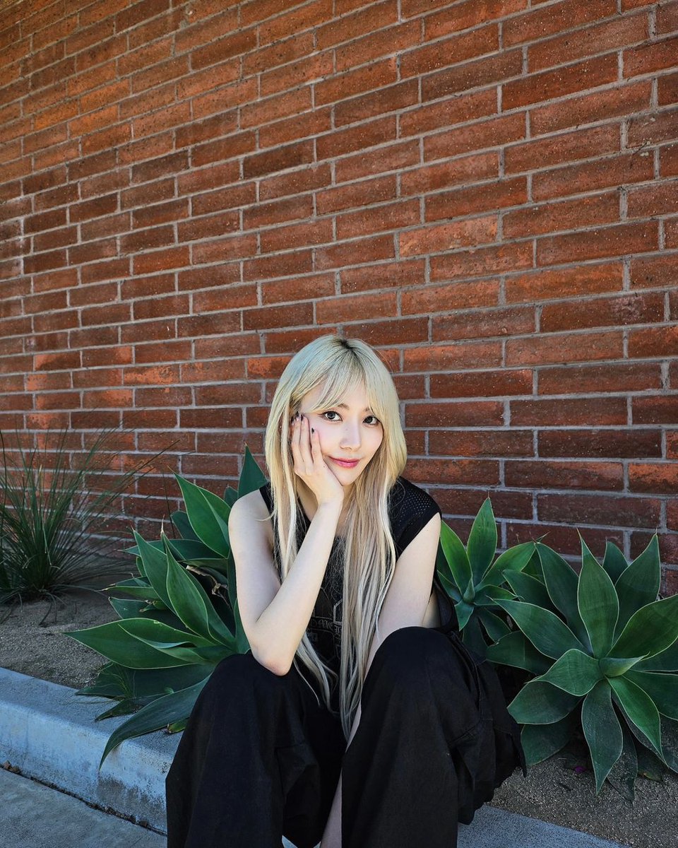 0xlkimchi's tweet photo. 627
#KPOP #sakura #SAKURA #LE_SSERAFIM 
#FEARNOTと繋がりたい #LESSERAFIM
#LESSERAFIM_EASY
#LESSARFIMEASY
#LESSERAFIMatCOACHELLA https://t.co/nAOHFbqXZC