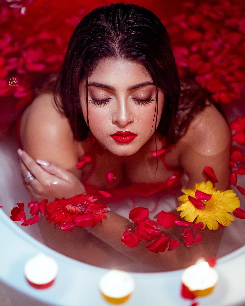 Chandrikadesai_'s tweet photo. ๐
#bathshoot #chandrikadesai https://t.co/TTr2F2sWnA