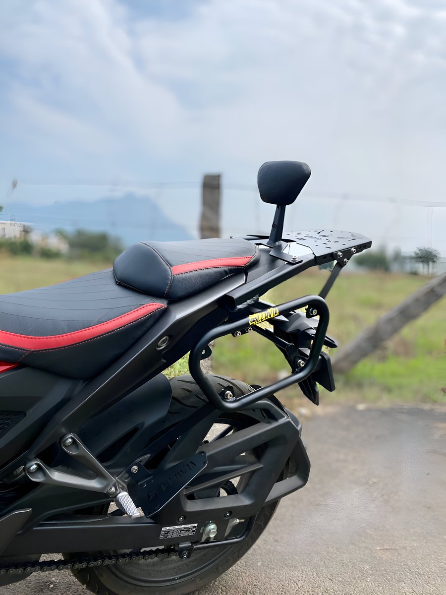 Top Rack, Saddle Stay and Backrest Combo for Honda CB300F from LLUVIA INDUSTRIES.

Order now at lluvia.in

#lluviaturizmo #lluviaindustries #lluvia #honda #hondamotorcycles #hondcb300f #CB300F #cb300 #BIKER #traveling #Riders #bike #TwitterX #motorcycle