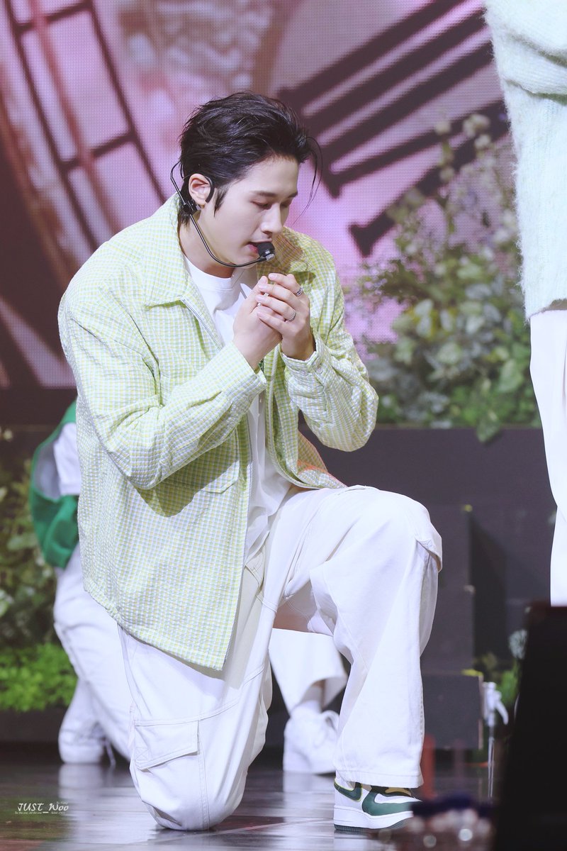 J16AxA23O's tweet photo. 240421 13ANA_DAY 반하는 날 막공

#B1A4 #신우 #CNU #シヌ
#13ANA_DAY #반하는_날 https://t.co/lD0cIrXMR5