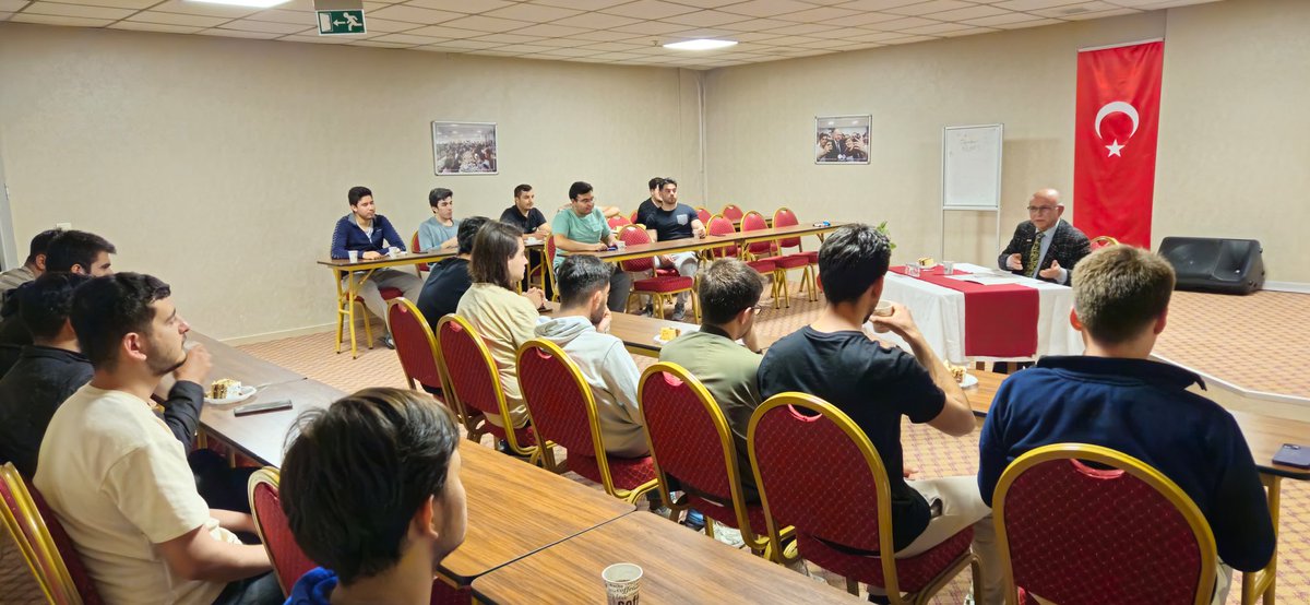 AnkaraKYGM's tweet photo. 📍Hüseyin Gazi Yurdu

Mali Müşavir 
Seyfullah Şahin'in katılımı ile

"Sosyal Güvenlik" konulu program gerçekleştirildi. https://t.co/npL4p2rEwT