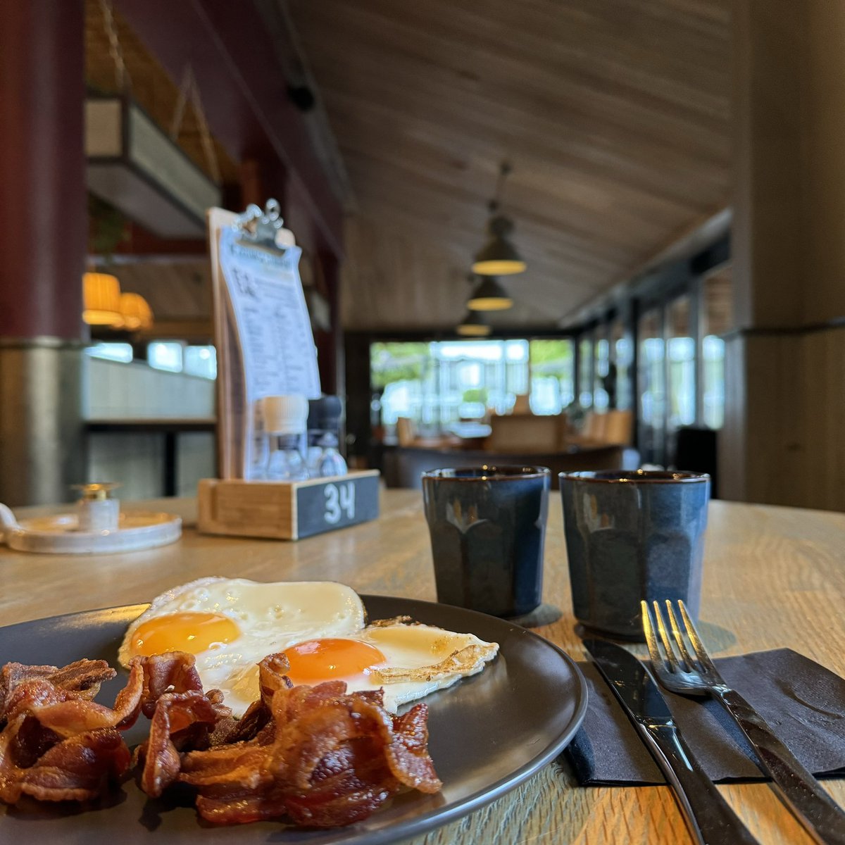 #hotelontbijtje...

#myview #hotel #hotelRenesse #DeZeeuwseStromen #Renesse 
.
#food #foodporn #foodphotography #breakfast #breakfasttime #coffee #eggs #noscrambledeggs #sunnydideup #bacon