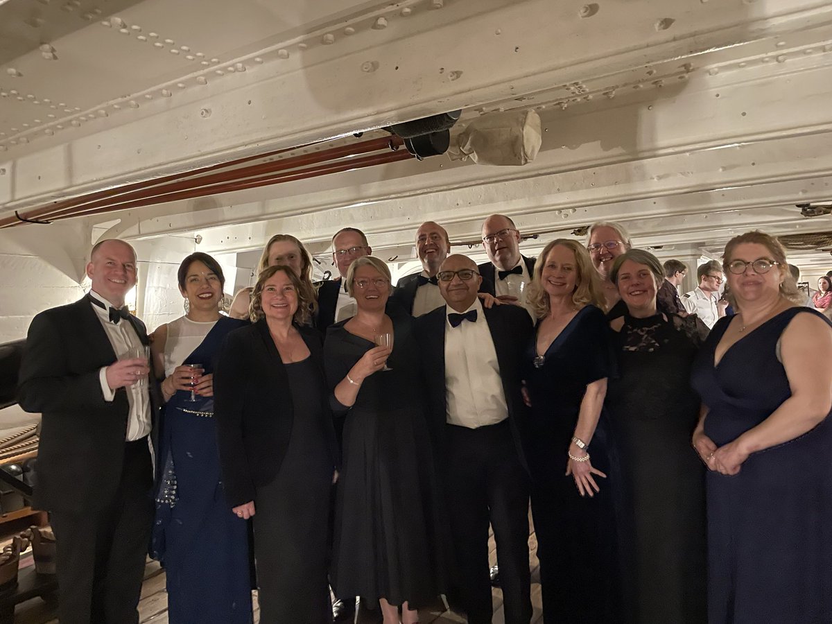 @URNUSolent @HMSWarrior1860 Thank you very much for organising this. A great night was had by all, especially Sussex alumni from the early 1990s.