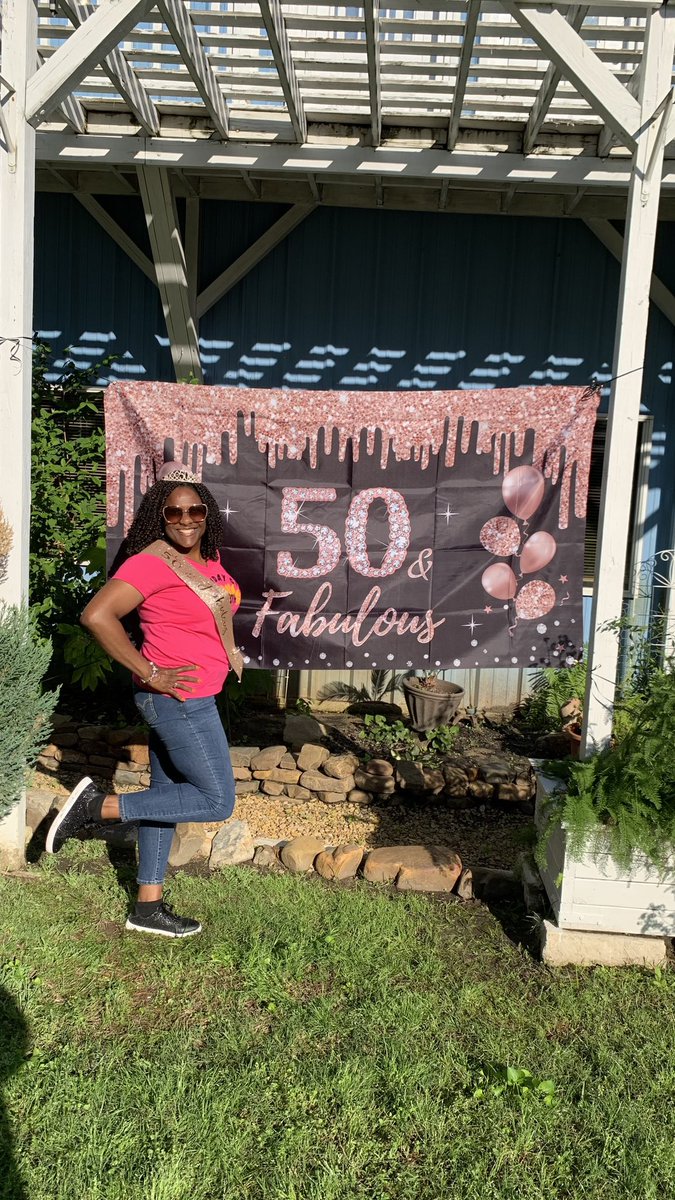 Foncelle74's tweet photo. Oh the shenanigans as year 50 is off to a great start! Itโs been a blessed weekend get away road trip with my bestie!๐ฅณ๐#girlsroadtrip #year50 https://t.co/4Z3dQqHyha
