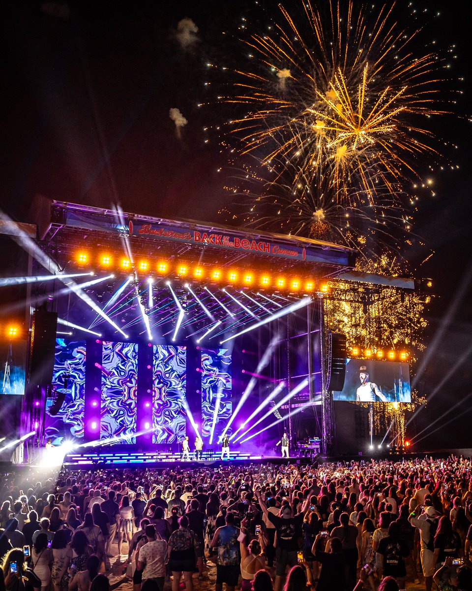 Just when you thought it couldn't get any better. 🪩🎶🕺