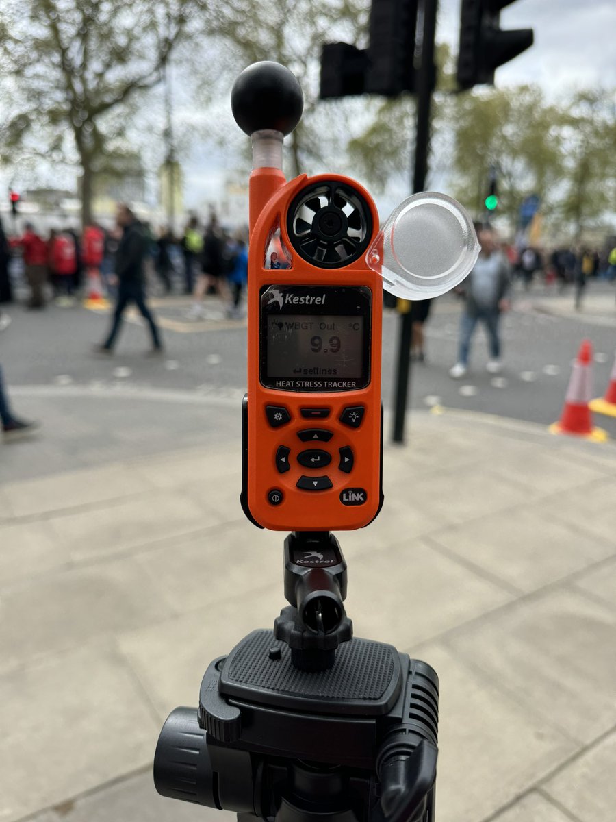 RossHemingway's tweet photo. @drdanfp @todd_leckie @freddomed @marathonmedic_ @NereusMedical I agree Dan, fantastic to see all the runners yesterday and be part of the development of Rapid Response mobile Heat Stroke - Cold Water Immersion Teams.
#coolfirsttransportsecond https://t.co/BY3WyOLzWg