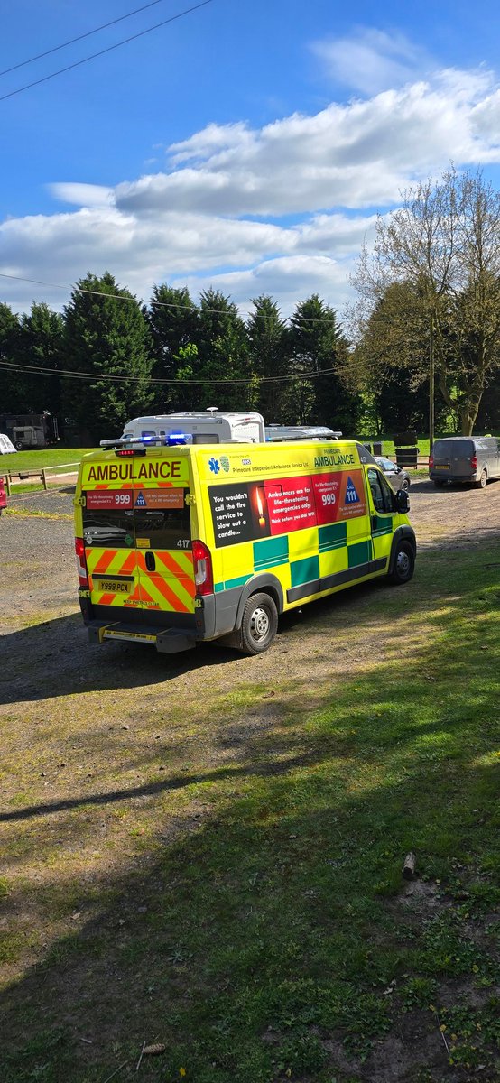 NWECTeam's tweet image. Busy but fun weekend at #HawkstonePark #motocross #motox with #fasteddy. 
Few casualties treated quickly and safely managed. Enhanced skills meant most could be treated on site. 
Some time for equipment familiarisation and training too. #forwhensecondscount