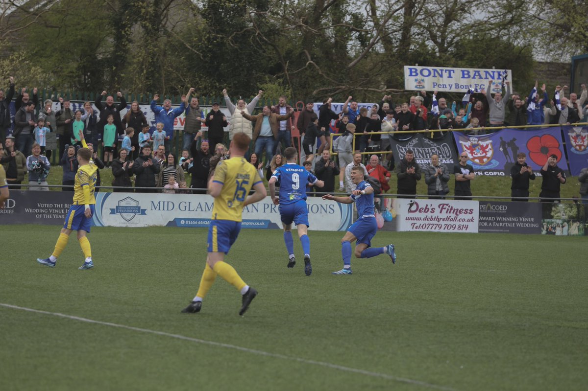 LewisJSharpe's tweet photo. 📸 @PenybontFC_ keep hopes of Europe alive with an early @CSVenners strike clinching the final playoff spot on the last day of Phase Two

#JDCymruPremier | #BONT https://t.co/BDeRlr84mo