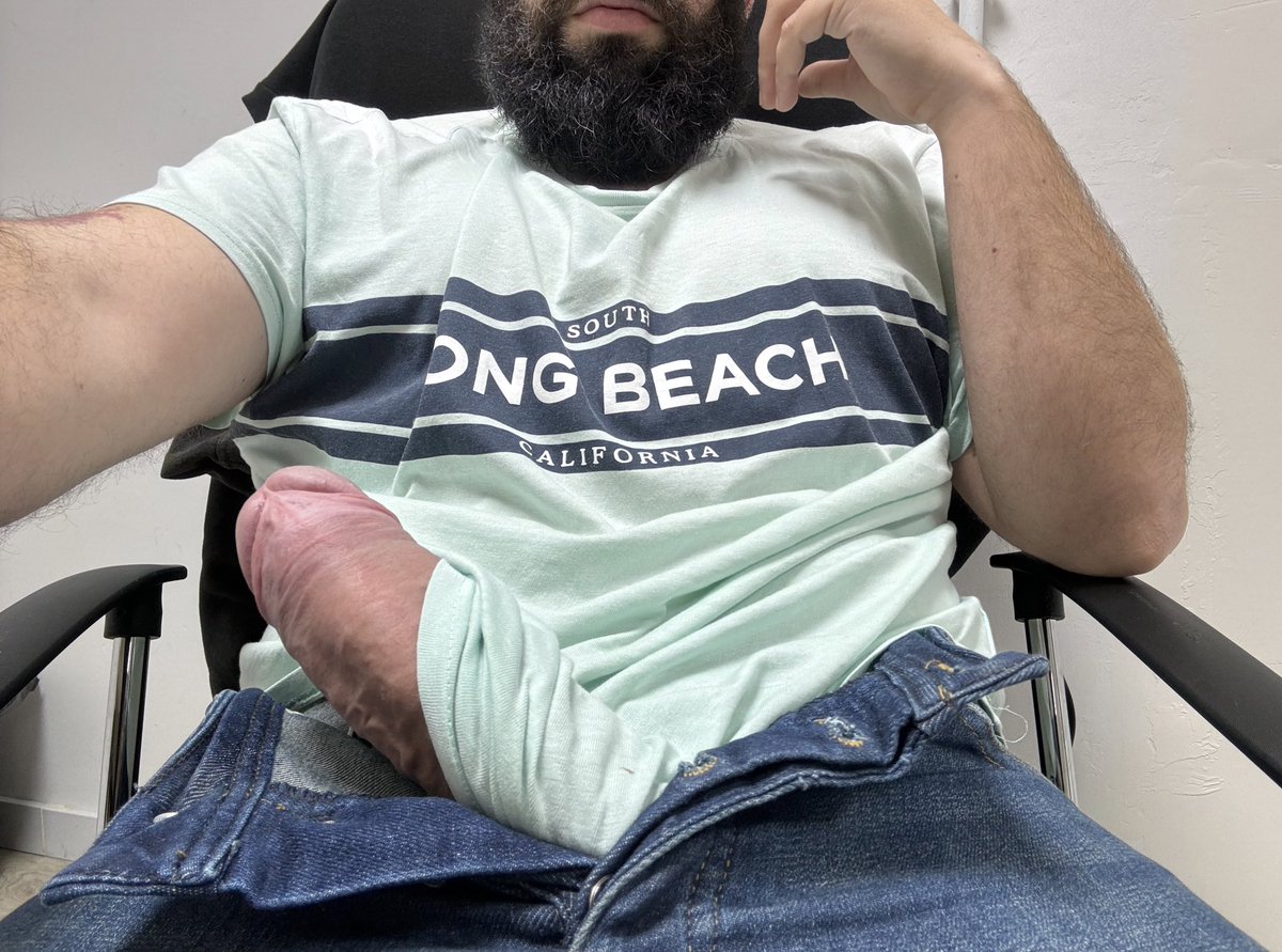 dperezq86's tweet photo. Cuando dicen que los lunes son duros, se refieren a esto? Si quieres animarte el lunes dale RT y mira mi mensaje por DM 😈 https://t.co/MiNPFoLRD7