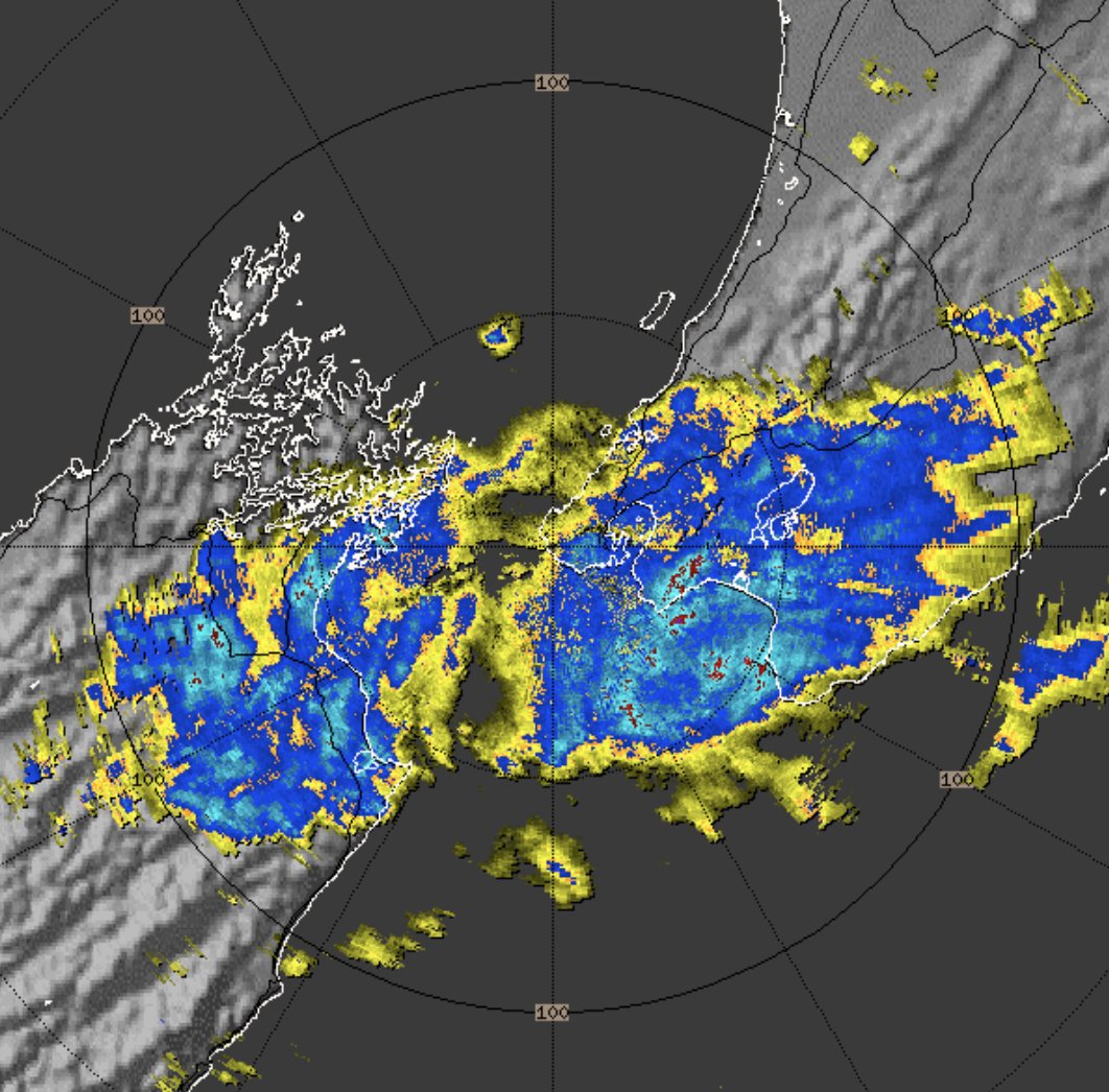 💧Another drink from the sky right now for dry parts of central NZ (#Marlborough & #Wairarapa in particular) ...