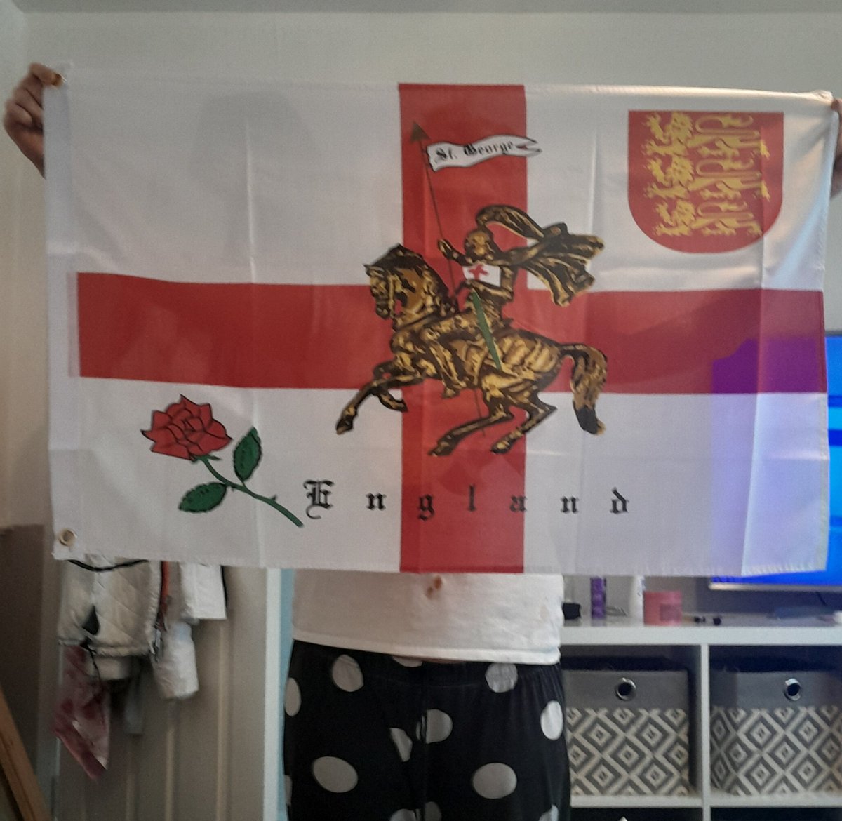 Me new England flag for tomorrow held by my beautiful daughter @Shannoncarruth3 and just under that is my 1st grandchild coming tp us soon .. And I want him to be able to be happy in our country not worry about Muslims all his life xx