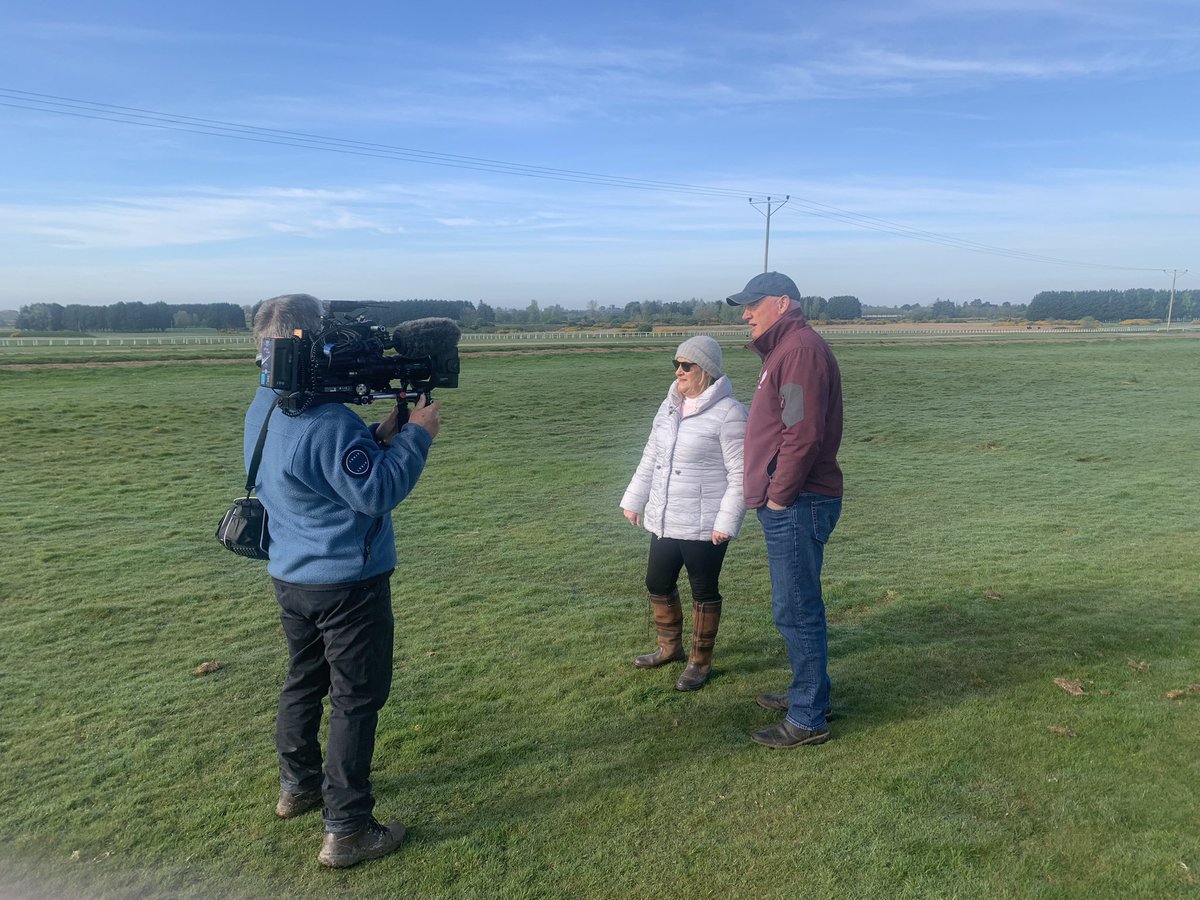 Lovely to have @RTENationwide filming with @IrishNatStud graduate and top trainer @williemccreery1 this morning re importance of education and pathways to careers in horse racing which which will be shown during the summer 🐎