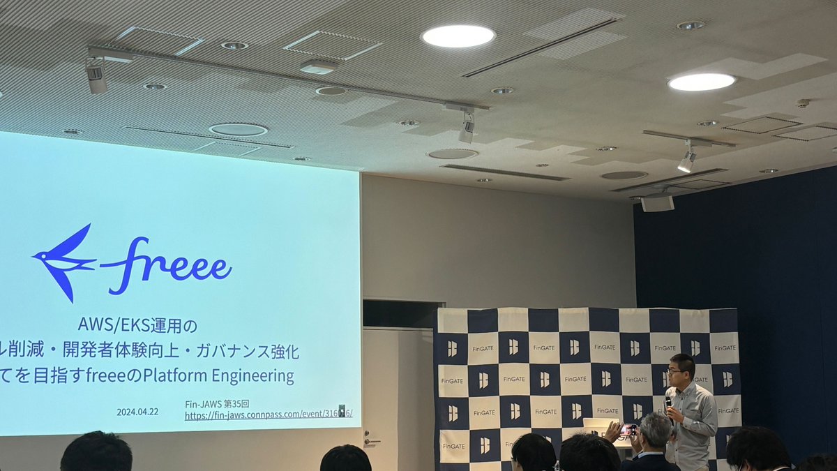 finjaws1's tweet photo. freeeの山口さん！
この後深夜作業が控えている中、ご登壇いただきありがとうございます🙇‍♂️🙇‍♂️
#finjaws #jawsug https://t.co/HhcLH576m4