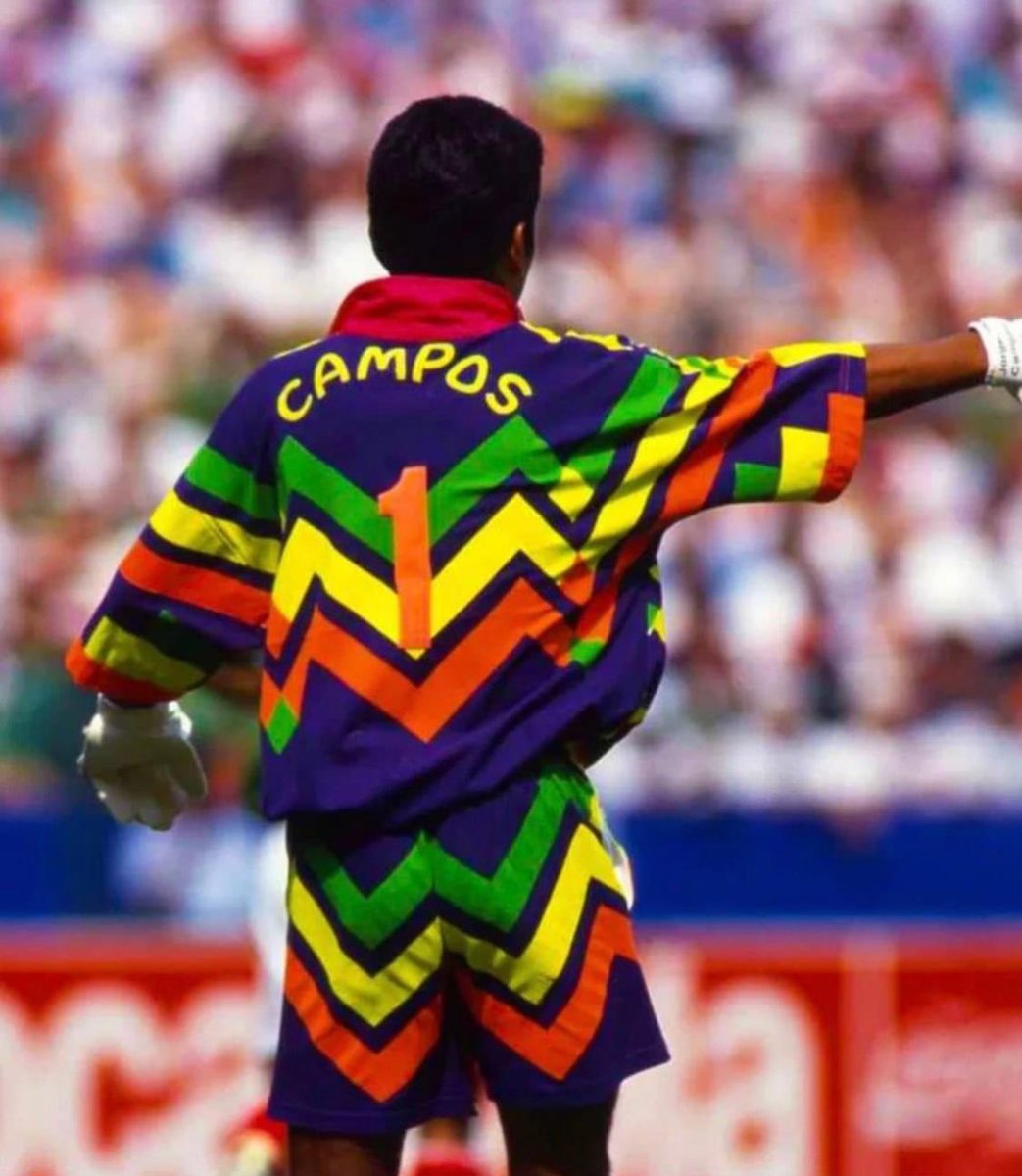 Silloin, kun pukeudutaan, pukeudutaan kuin Jorge Campos MM-94!