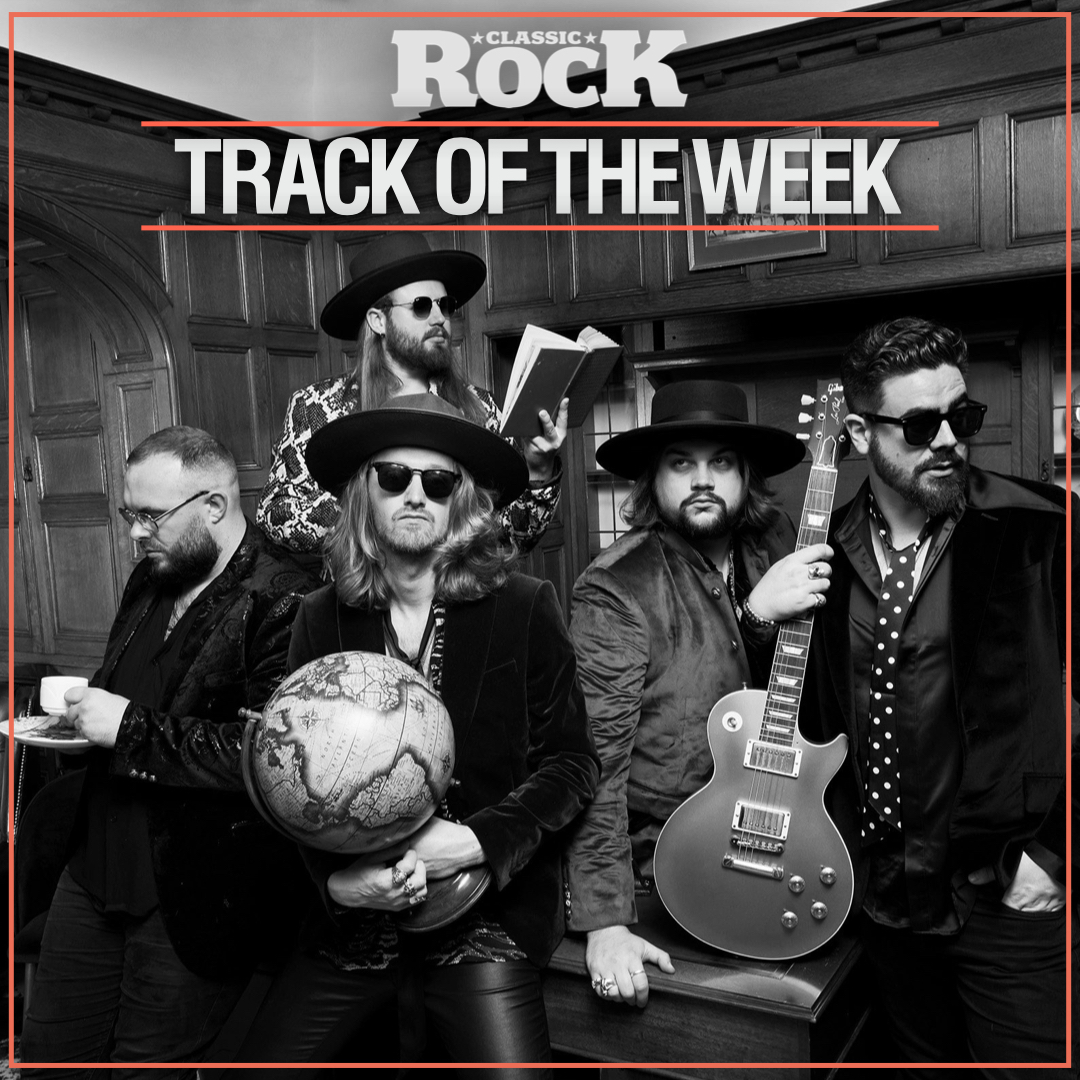 EaracheRecords's tweet photo. Thank you for voting @KarmaEffectUK's "Promised Land" as your @ClassicRockMag Track Of The Week!🏆

Ready to nab another win? @ScarletRebels' new single "Secret Drug" is up for this week's TOTW poll!🗳️

"AC/DC’s Thunderstruck meets The Cult."

Vote now: https://t.co/NDHk2lYmlp https://t.co/TpLCVyisX9