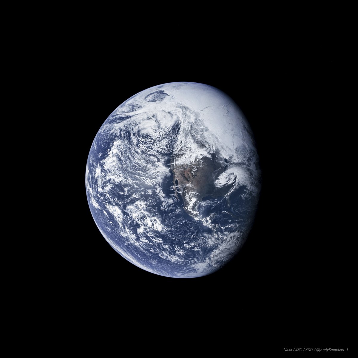 AndySaunders_1's tweet photo. Happy #EarthDay2024 
As it's also the anniversary of Apollo 16 - here's a stunning shot from the mission, taken of our home, hanging in the black, lifeless void.

Remastered from the original flight film. https://t.co/uPjduBio6I