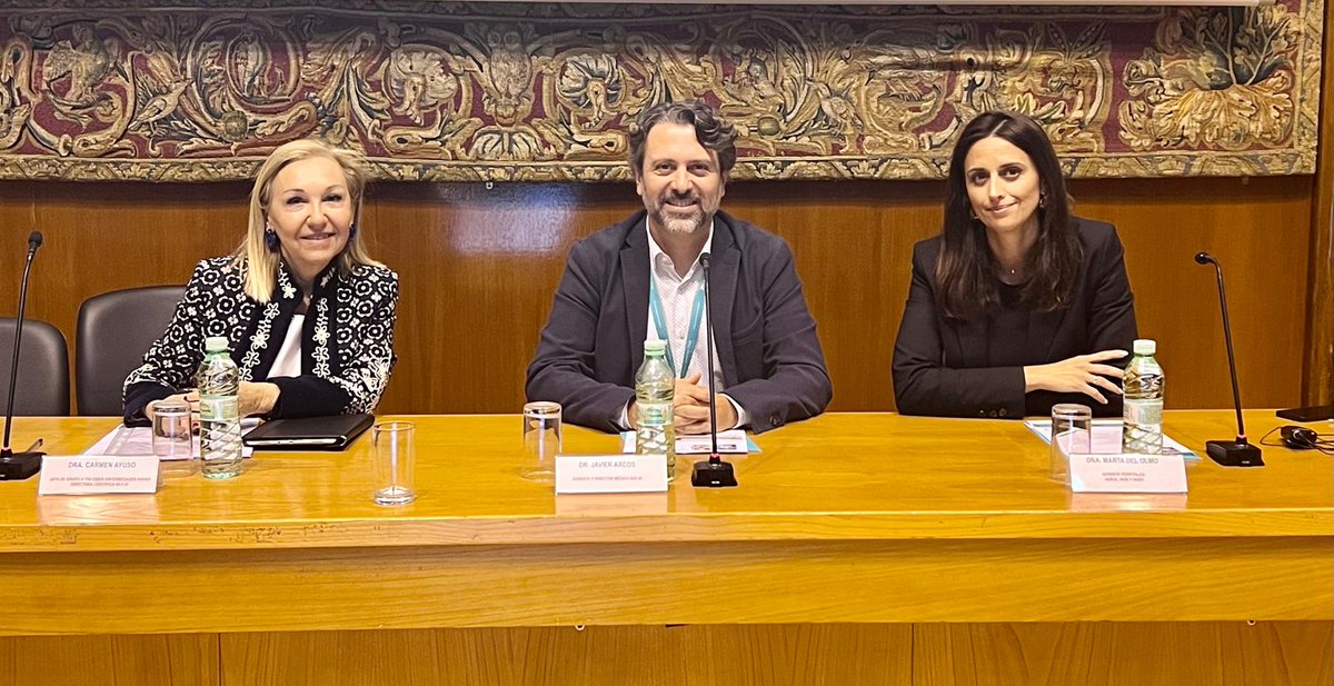 Fundación Jiménez Díaz (@hospital_fjd) on Twitter photo <a href="/CIBERER/">CIBERER</a> También ha tenido lugar la mesa “La respuesta de los centros asistenciales”, moderada por la Dra. Ayuso, y en la que han participado <a href="/Marta_del_Olmo/">Marta del Olmo</a>, gerente territorial del <a href="/HUReyJuanCarlos/">Hosp.Rey Juan Carlos</a>, el <a href="/HUInfantaElena/">Hosp. Infanta Elena</a> y el <a href="/Hosp_Villalba/">Hospital de Villalba</a>, y <a href="/Javi_Arcos_/">Javier Arcos</a>, gerente de nuestro hospital <a href="/CIBERER/">CIBERER</a> También ha tenido lugar la mesa “La respuesta de los centros asistenciales”, moderada por la Dra. Ayuso, y en la que han participado <a href="/Marta_del_Olmo/">Marta del Olmo</a>, gerente territorial del <a href="/HUReyJuanCarlos/">Hosp.Rey Juan Carlos</a>, el <a href="/HUInfantaElena/">Hosp. Infanta Elena</a> y el <a href="/Hosp_Villalba/">Hospital de Villalba</a>, y <a href="/Javi_Arcos_/">Javier Arcos</a>, gerente de nuestro hospital