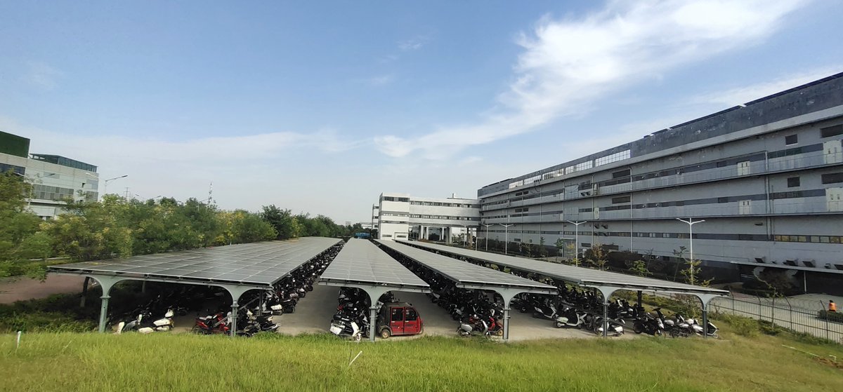 HonHai_Foxconn's tweet photo. With our ultimate vision 'Sustainable management = EPS + ESG', we're thrilled to announce a major milestone this #EarthDay: #Foxconn pledges 100% renewable electricity by 2040 and joins #RE100! 

Learn more >> https://t.co/pcxxpq89zR
#CDP #CA100 #ESG #Sustainability #GreenEnergy https://t.co/dZnJZa5Nd7