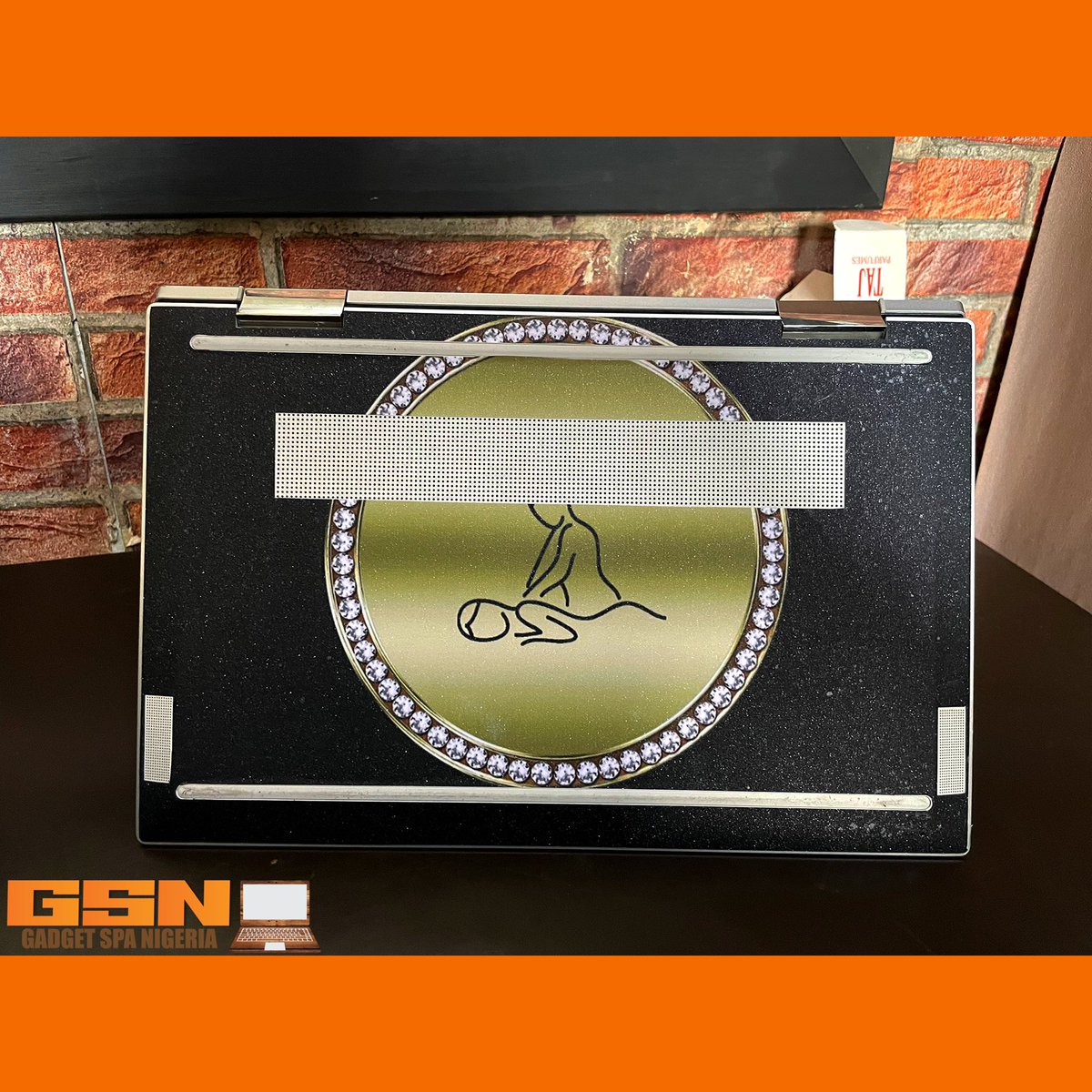 gadgetspa_'s tweet photo. Get your old laptop looking 🔥🔥🔥with our matte skin….your custom Laptop skin cover done with any image of your choice,In the comfort of your home/office.

-Prevents scratches✔
- Easily removable and replaceable✔
- Custom designs✔
- The colours NEVER come off✔
#gadgetspa https://t.co/tA8jjlKx1i